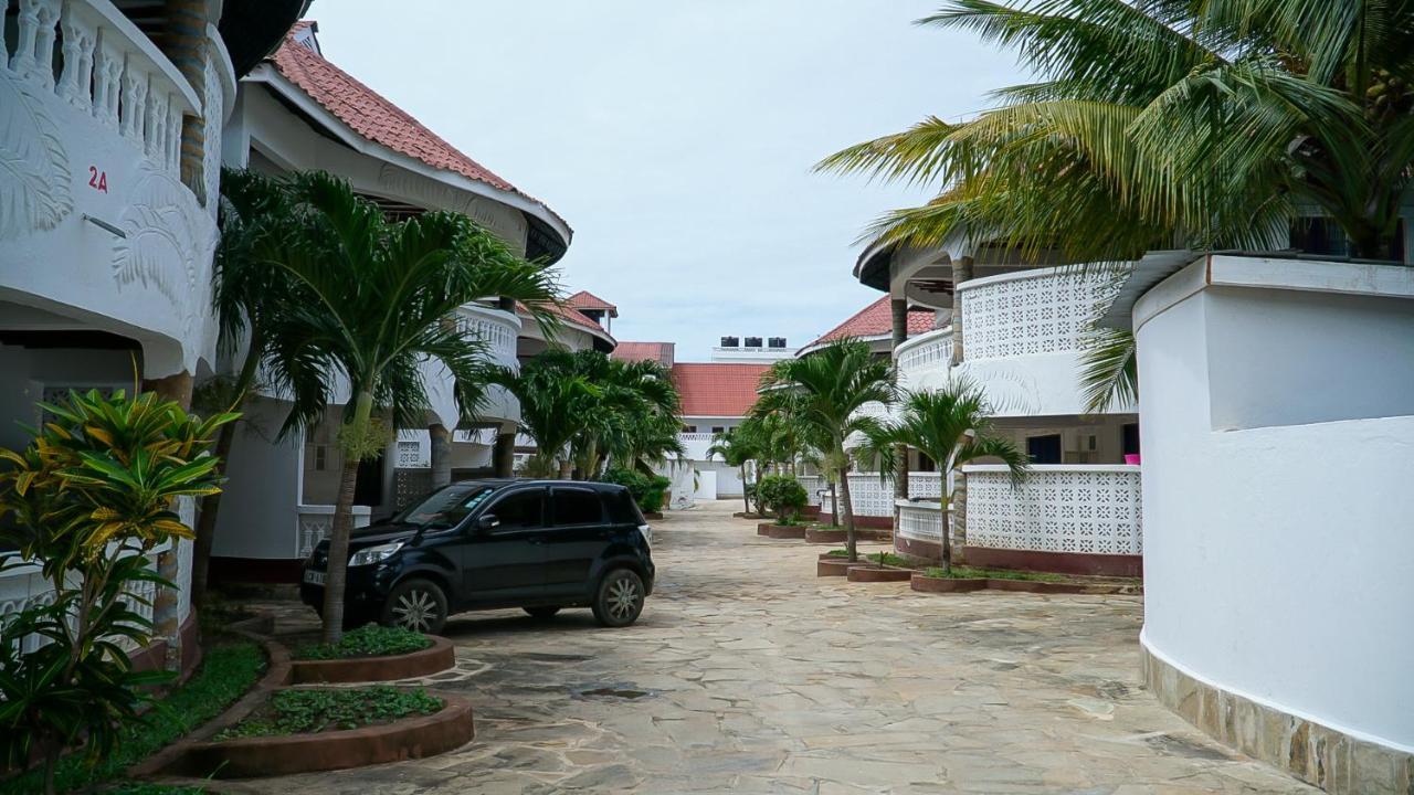 Jameela House, 3 Mins To Diani Beach, Spa, Laundry, Transport & Catering Available Daire Ukunda Dış mekan fotoğraf